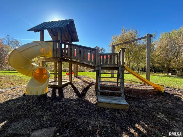 $299,900 | 1591 North Reed Station Road, Carbondale, IL 62901