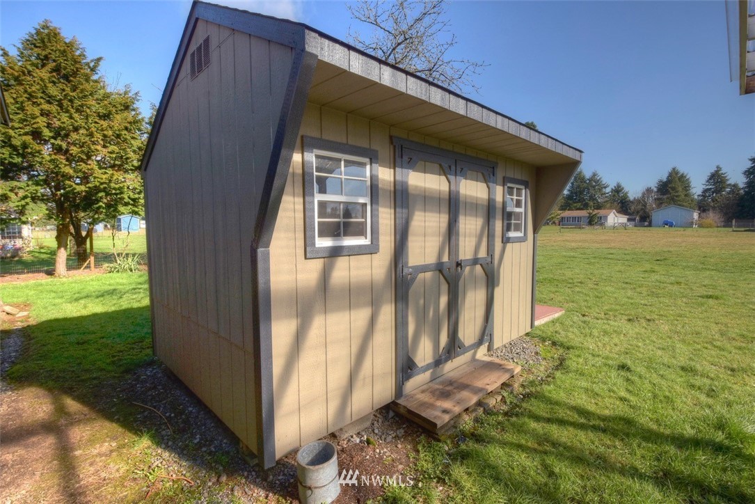 8446 178th Avenue Southwest Rochester, WA 98579 - Photo 25 of 34