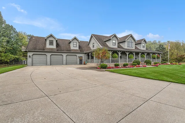 $975,000 | 66480 High Meadow Court, Edwardsburg, MI 49112