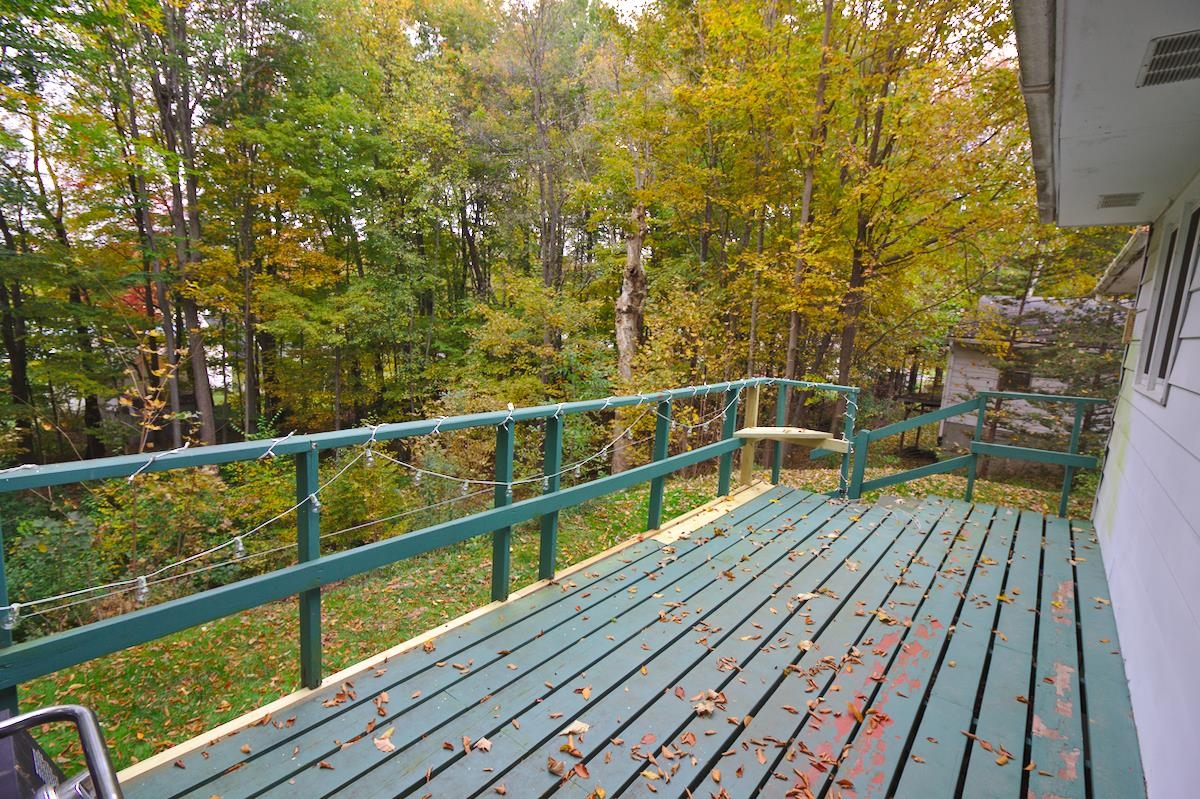 1 1/2 Tel Road Bennington, VT 05201 - Photo 3 of 35