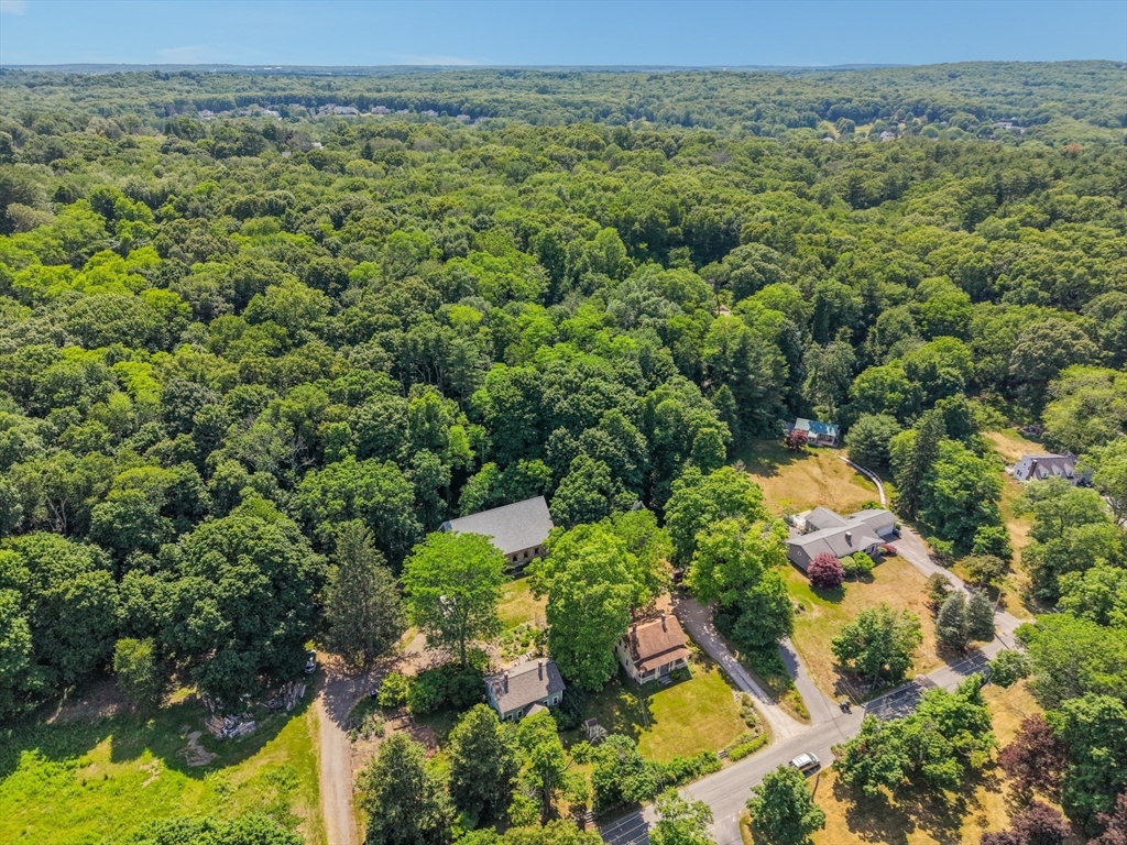 362 Abbott Valley Run Road North Attleboro, MA 02760 - Photo 3 of 21