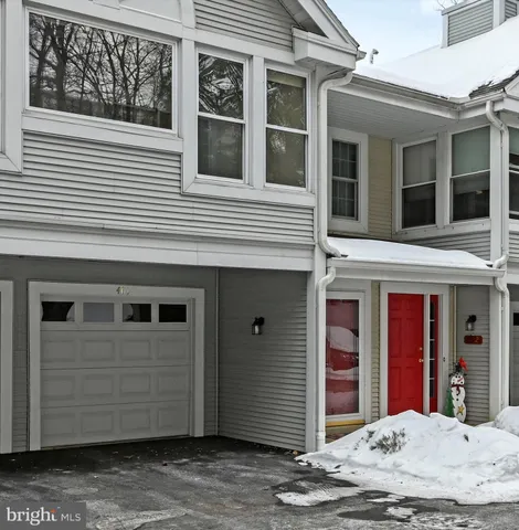 a view of a entryway of the house