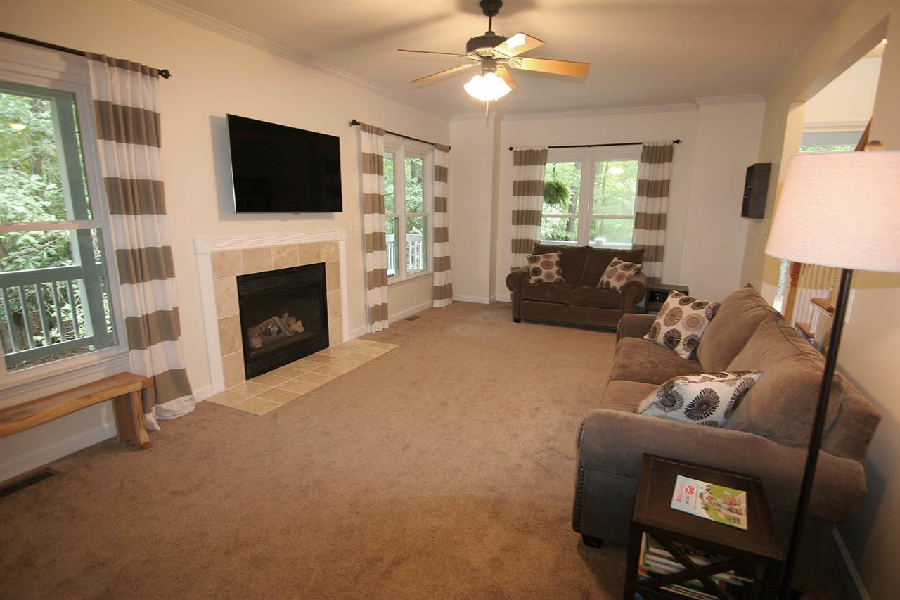 6413 Barton Pines Road Raleigh, NC 27614 - Photo 5 of 25 Family Room