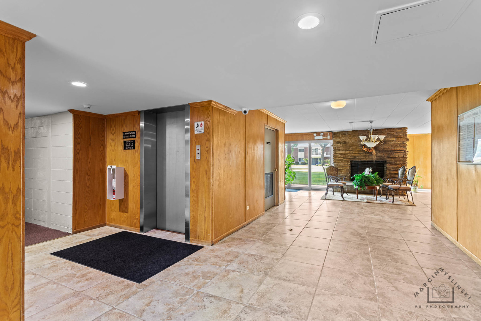 127 North Wolf Road, Unit 53B Wheeling, IL 60090 - Photo 16 of 17