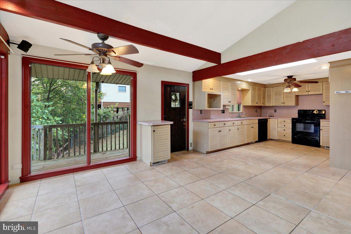 319 Rivervale Road Reading, PA 19605 - Photo 11 of 49