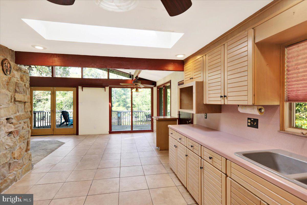 319 Rivervale Road Reading, PA 19605 - Photo 12 of 49