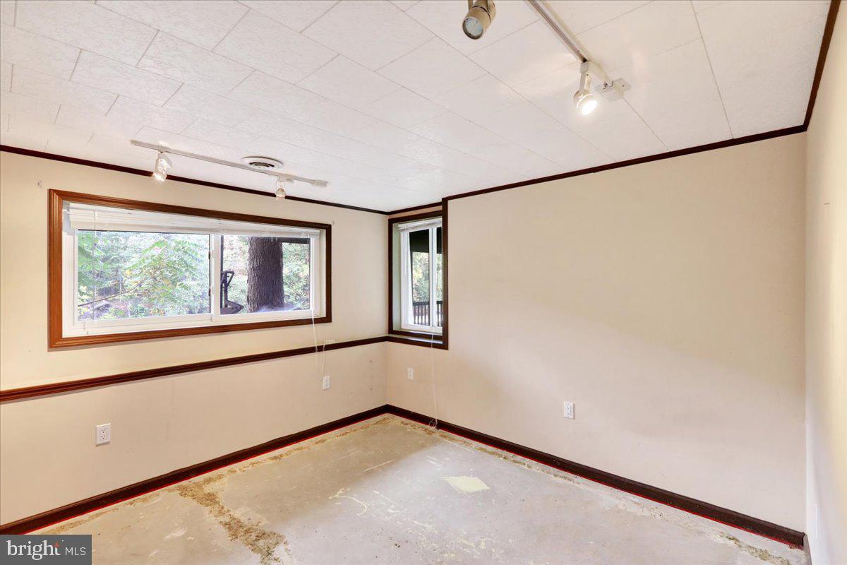 319 Rivervale Road Reading, PA 19605 - Photo 29 of 49