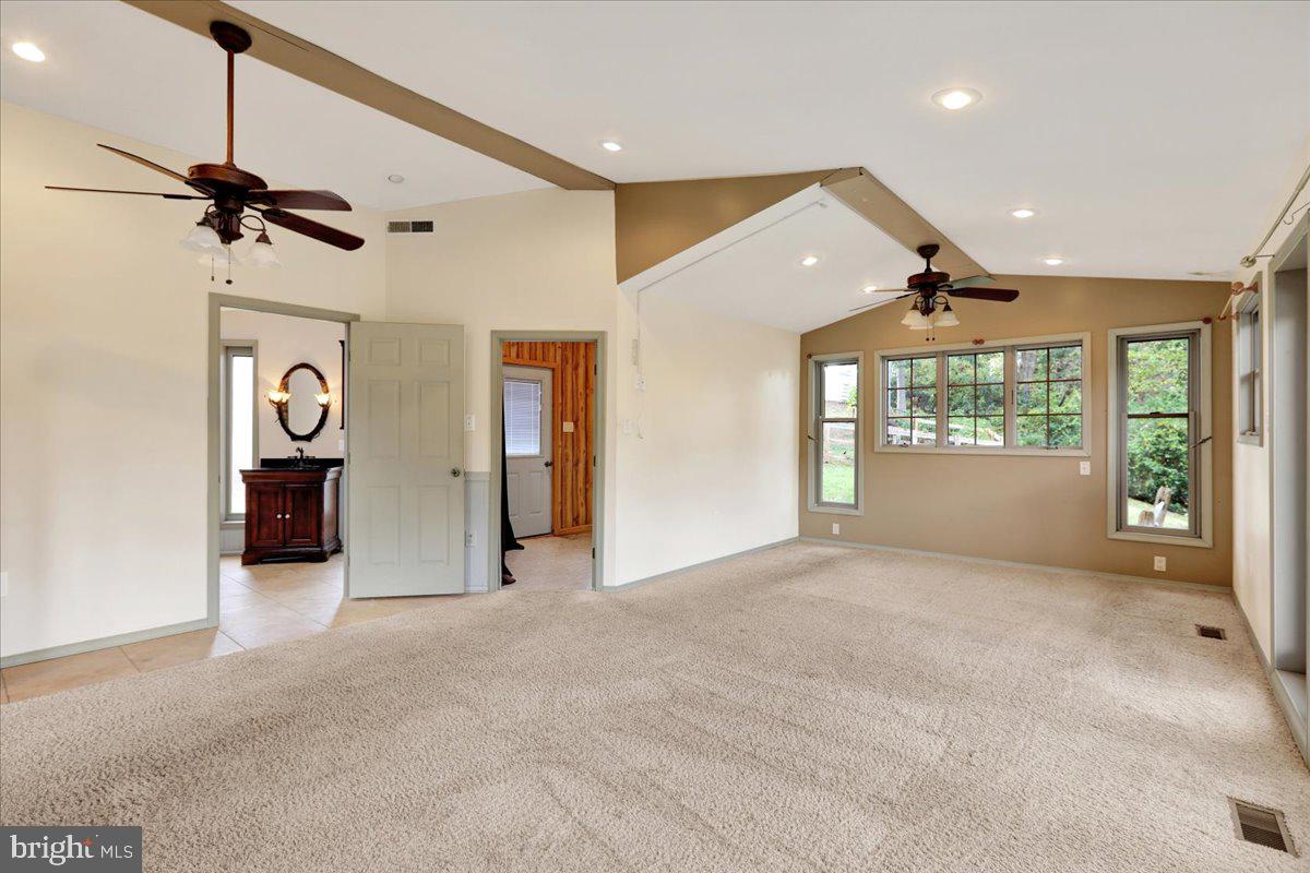 319 Rivervale Road Reading, PA 19605 - Photo 6 of 49