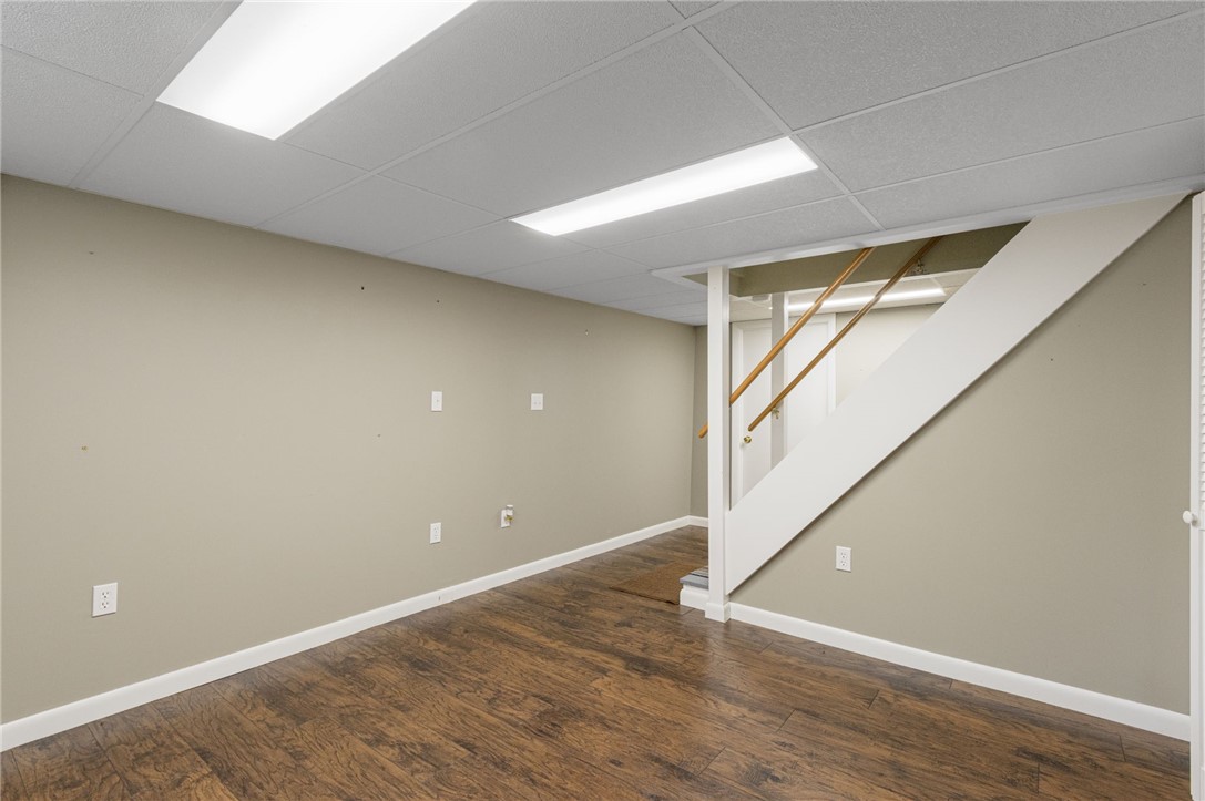 39 Gloria Street Pawtucket, RI 02861 - Photo 13 of 23
