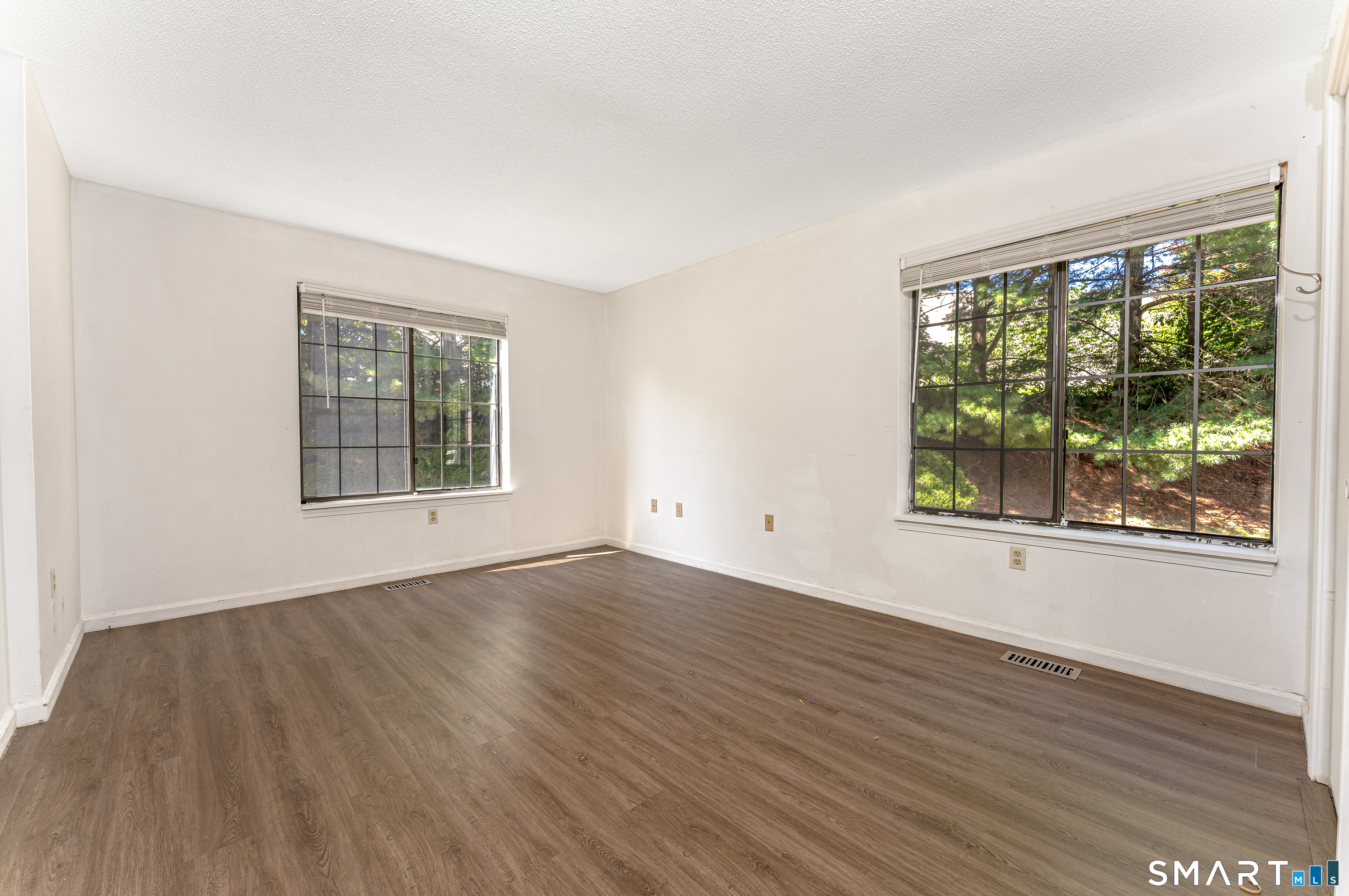 365 Mather Street, Unit 176 Hamden, CT 06514 - Photo 17 of 23 Gallery Image 17
