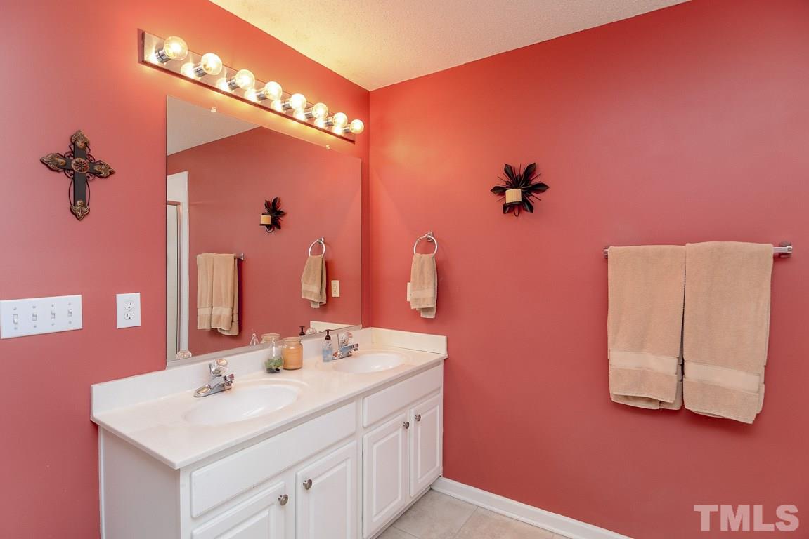 517 South Allen Road Wake Forest, NC 27587 - Photo 6 of 20 Gallery Image 6