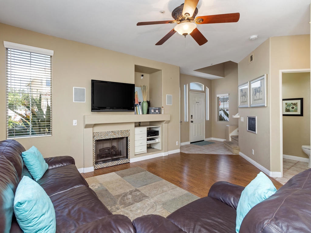 1813 Key Largo Road Vista, CA 92081 - Photo 6 of 25 Gallery Image 6