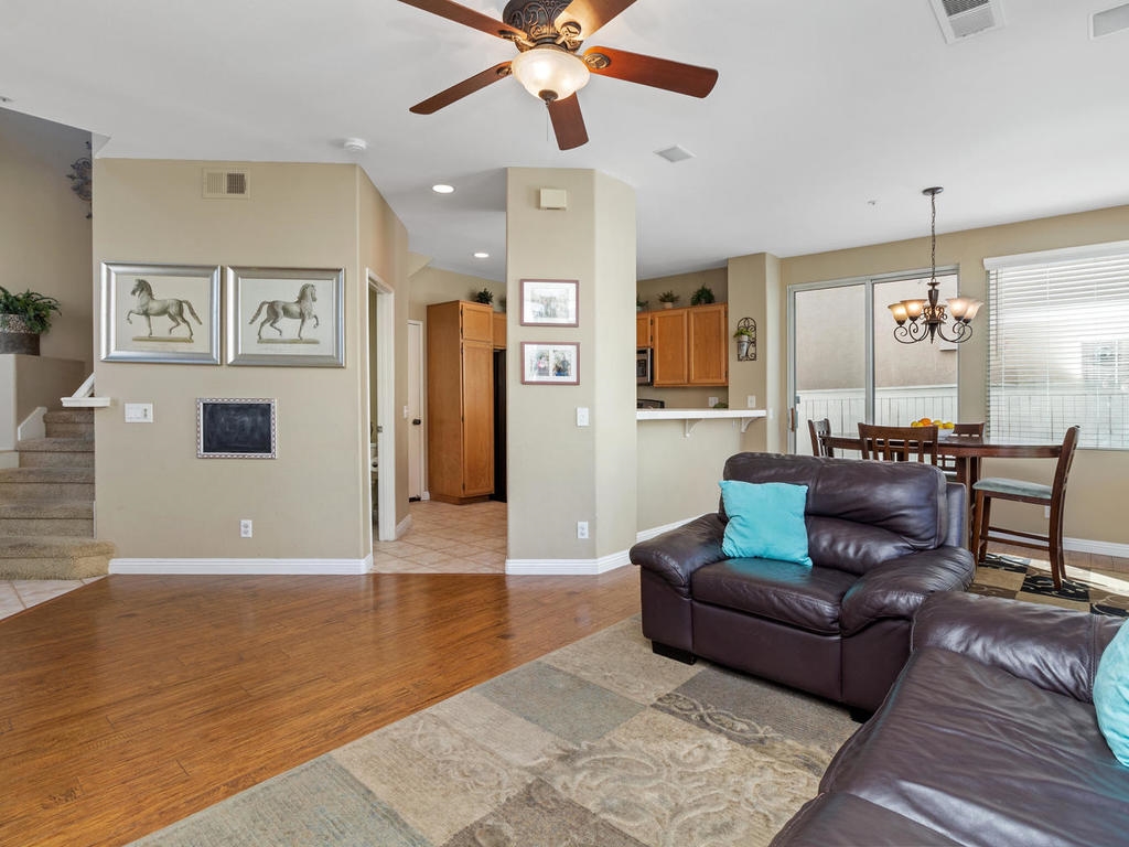1813 Key Largo Road Vista, CA 92081 - Photo 7 of 25 Gallery Image 7