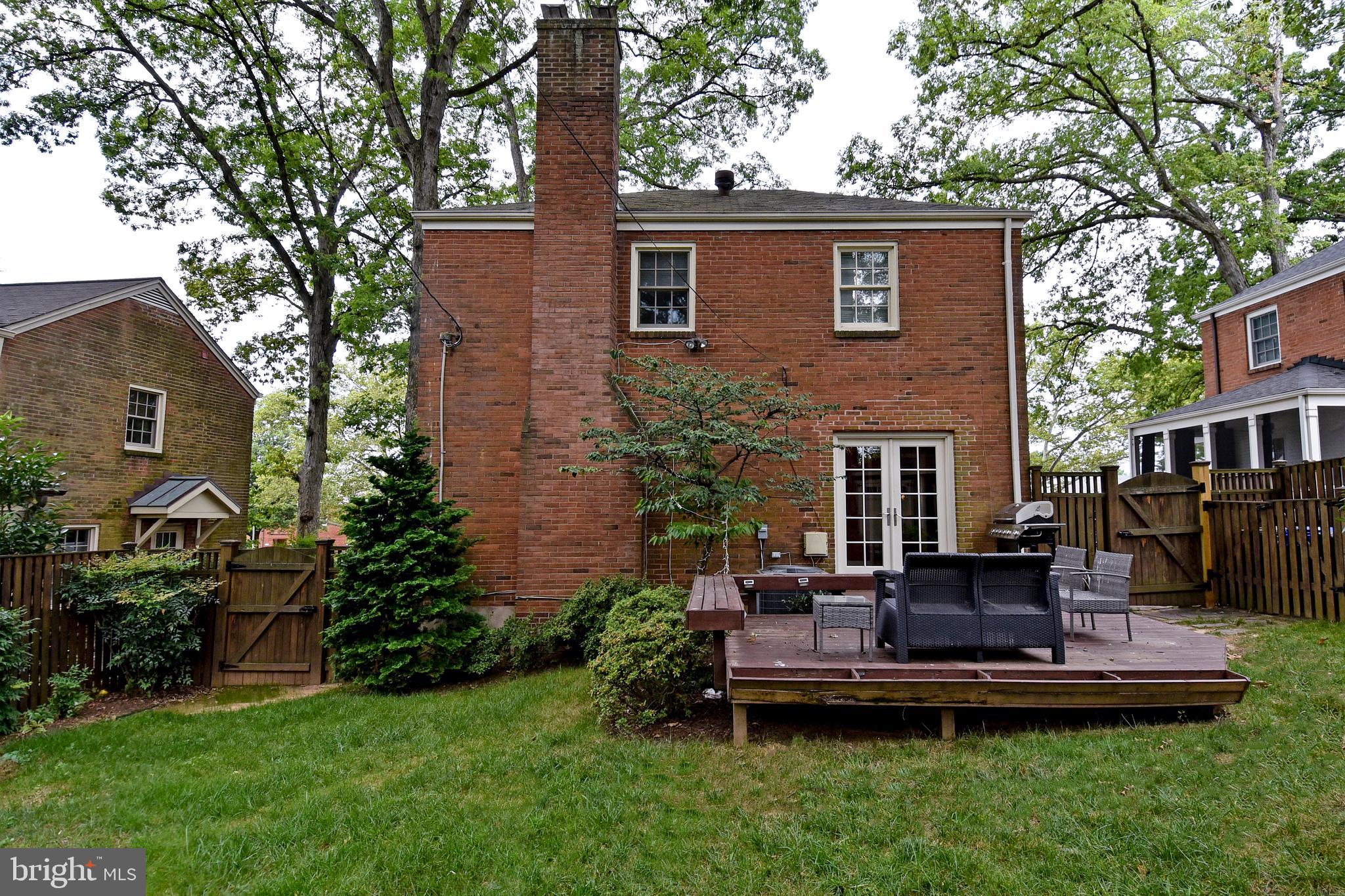 1531 Patrick Henry Drive Arlington, VA 22205 - Photo 28 of 33