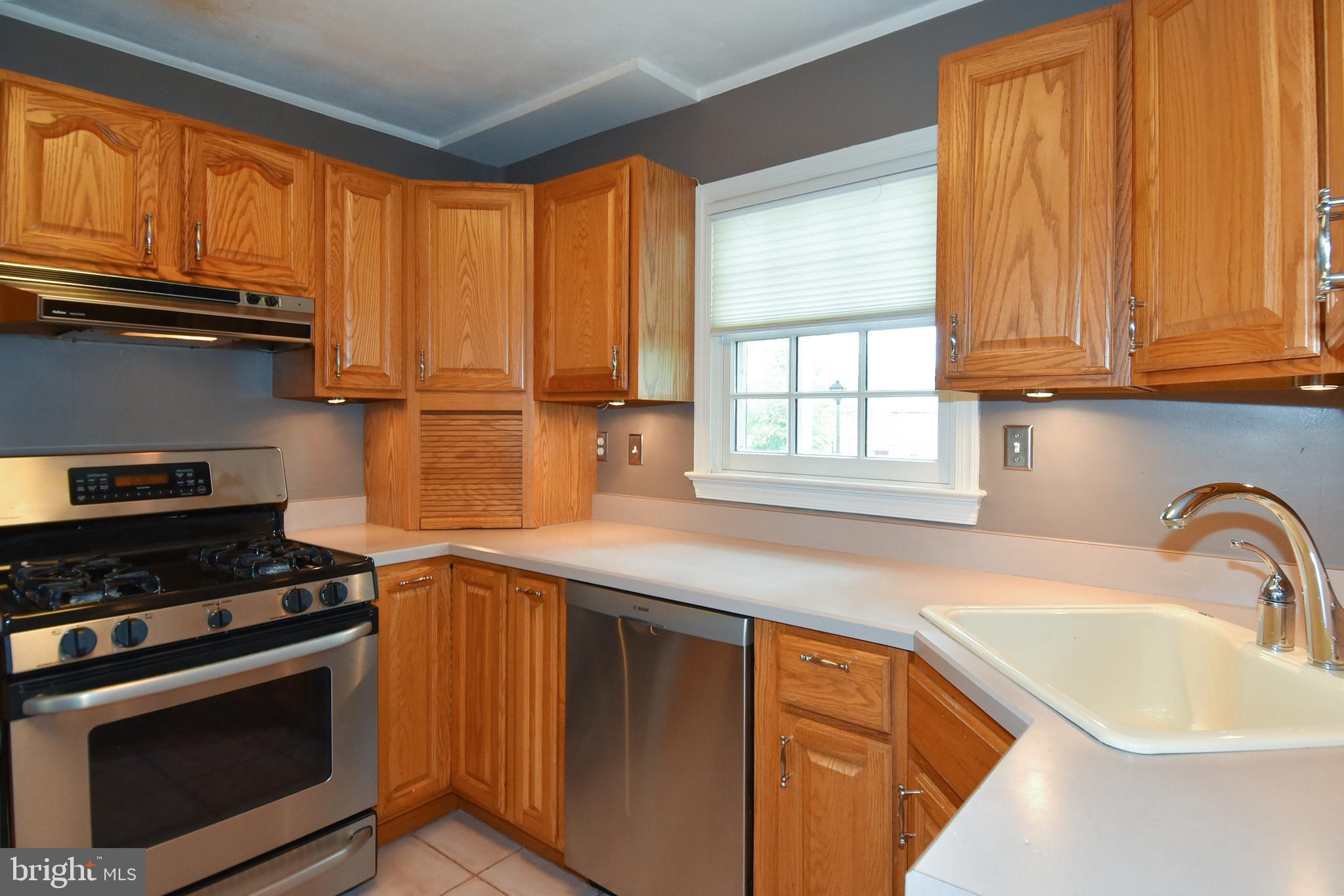 1531 Patrick Henry Drive Arlington, VA 22205 - Photo 30 of 33