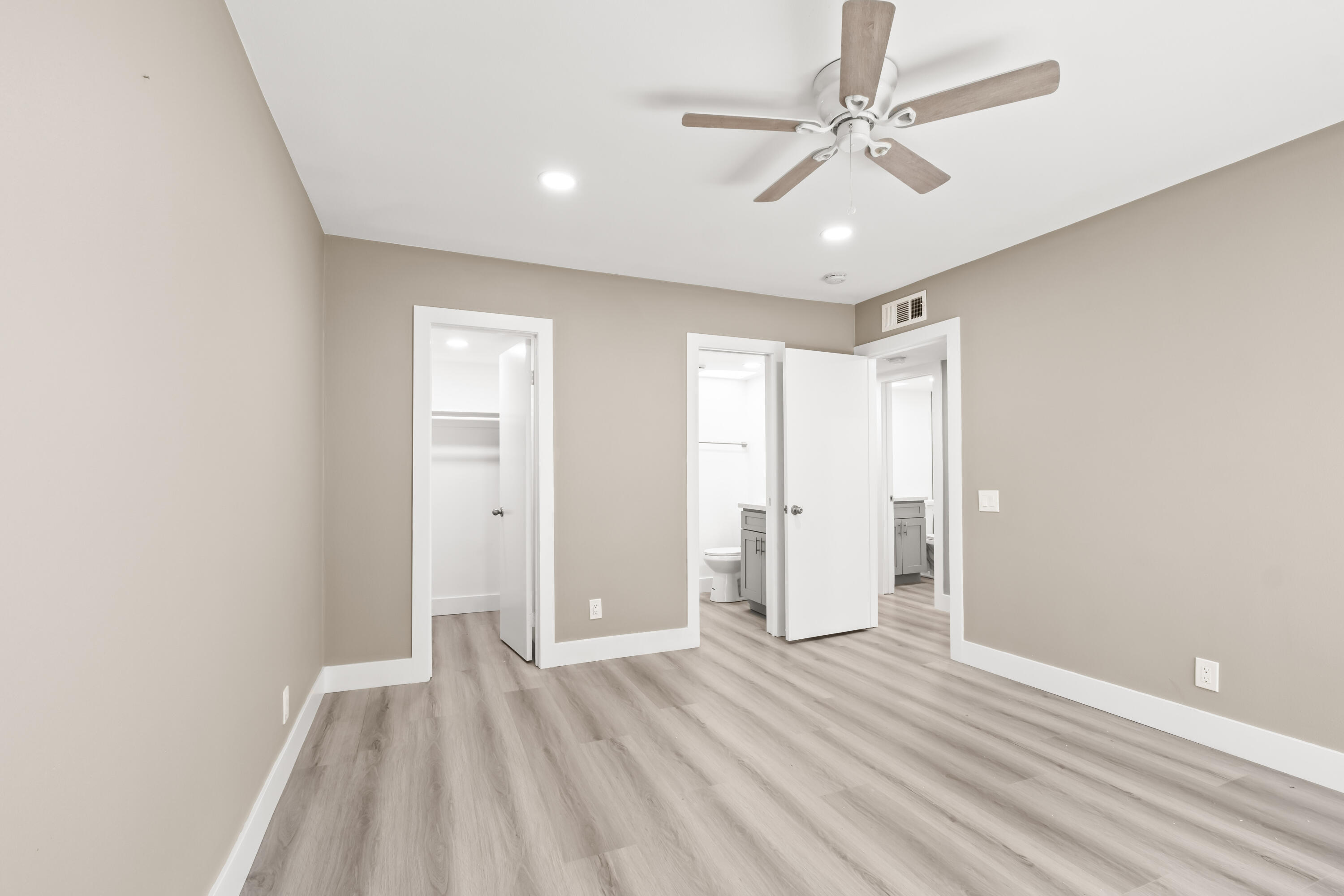 414 Bradshaw E Lane, Unit 64 Palm Springs, CA 92262 - Photo 11 of 23 Bradshaw Photos-20