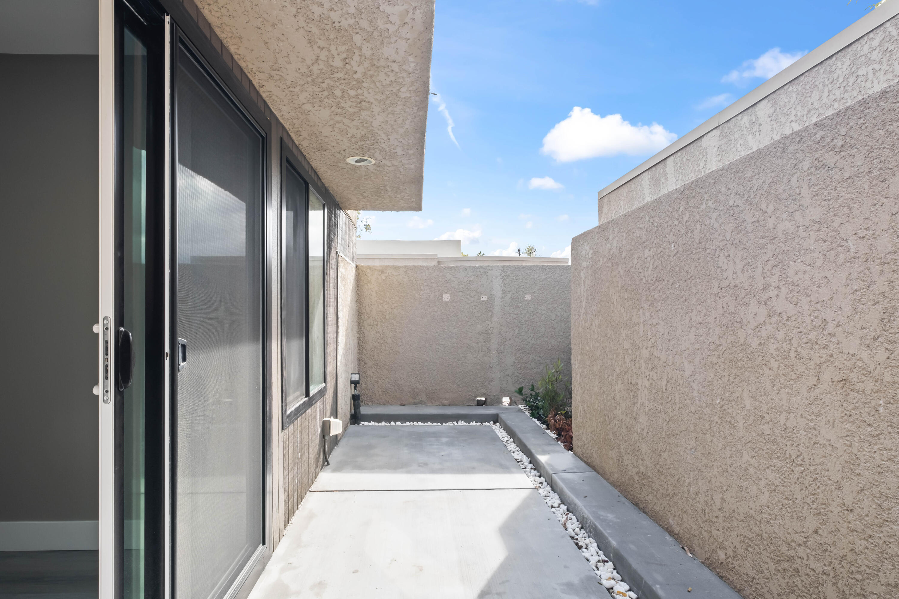 414 Bradshaw E Lane, Unit 64 Palm Springs, CA 92262 - Photo 14 of 23 Bradshaw Photos-23