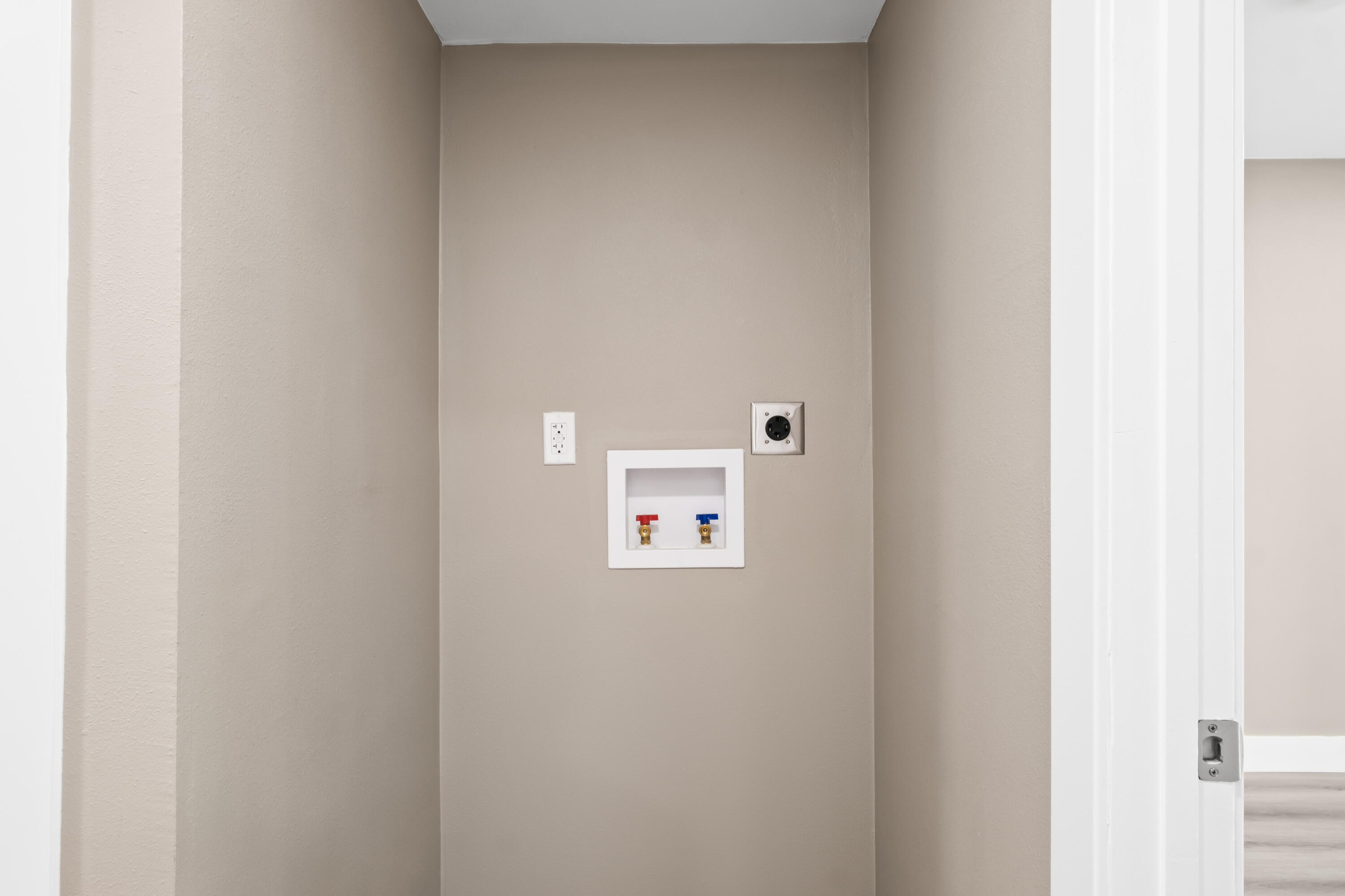 414 Bradshaw E Lane, Unit 64 Palm Springs, CA 92262 - Photo 18 of 23 Bradshaw Photos-28