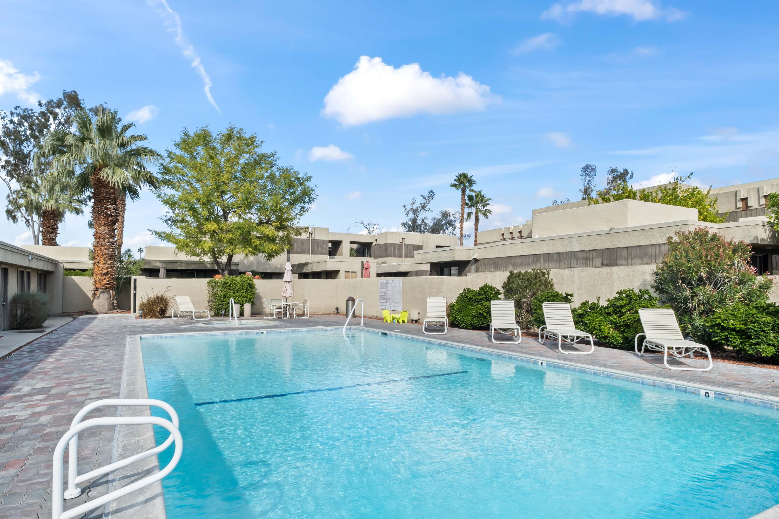414 Bradshaw E Lane, Unit 64 Palm Springs, CA 92262 - Photo 20 of 23 Bradshaw Photos-34