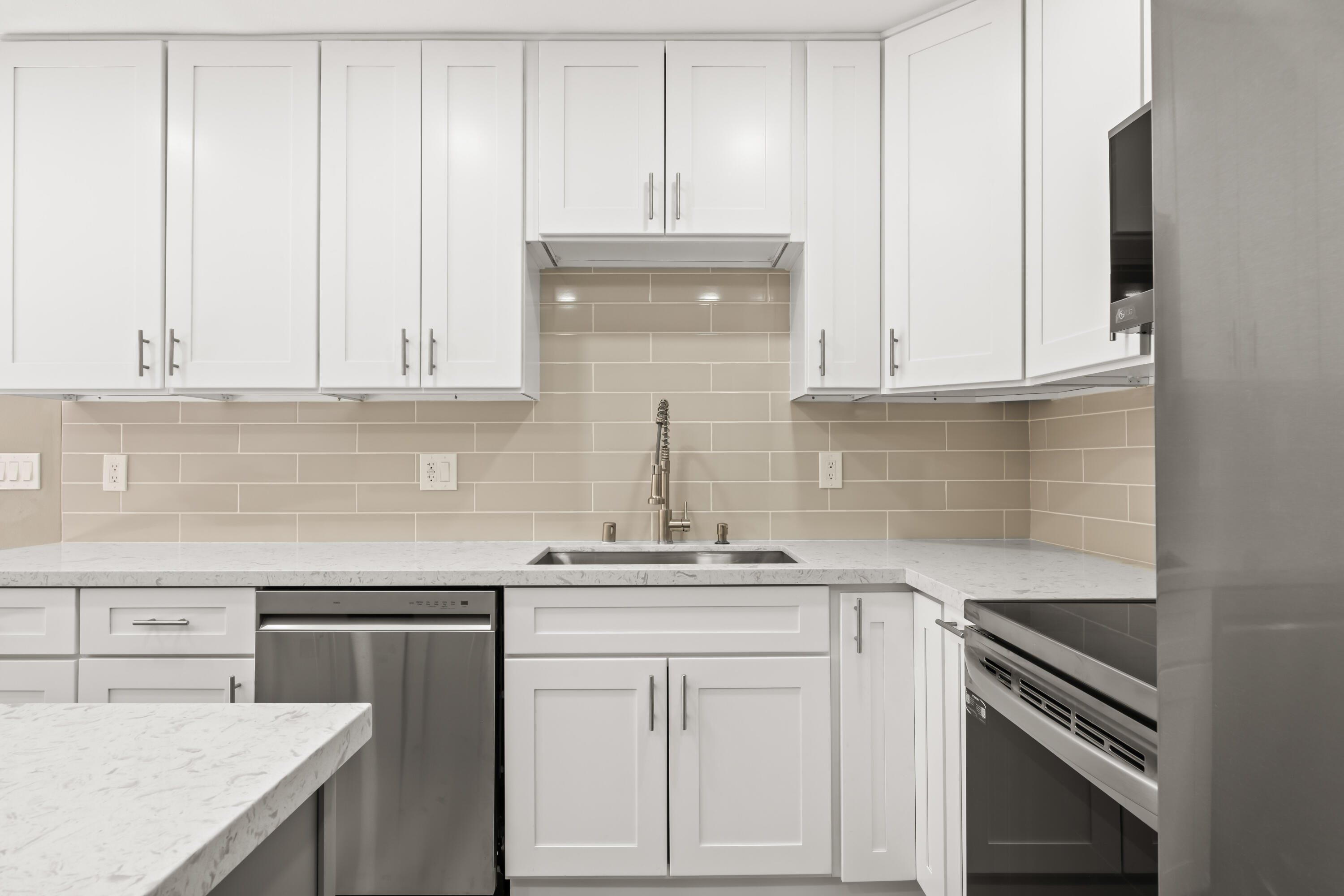 414 Bradshaw E Lane, Unit 64 Palm Springs, CA 92262 - Photo 7 of 23 Bradshaw Photos-14 - Copy