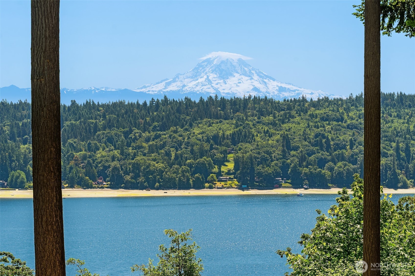 12010 Southwest Wesleyan Way, Unit 1 Vashon, WA 98070 - Photo 4 of 40