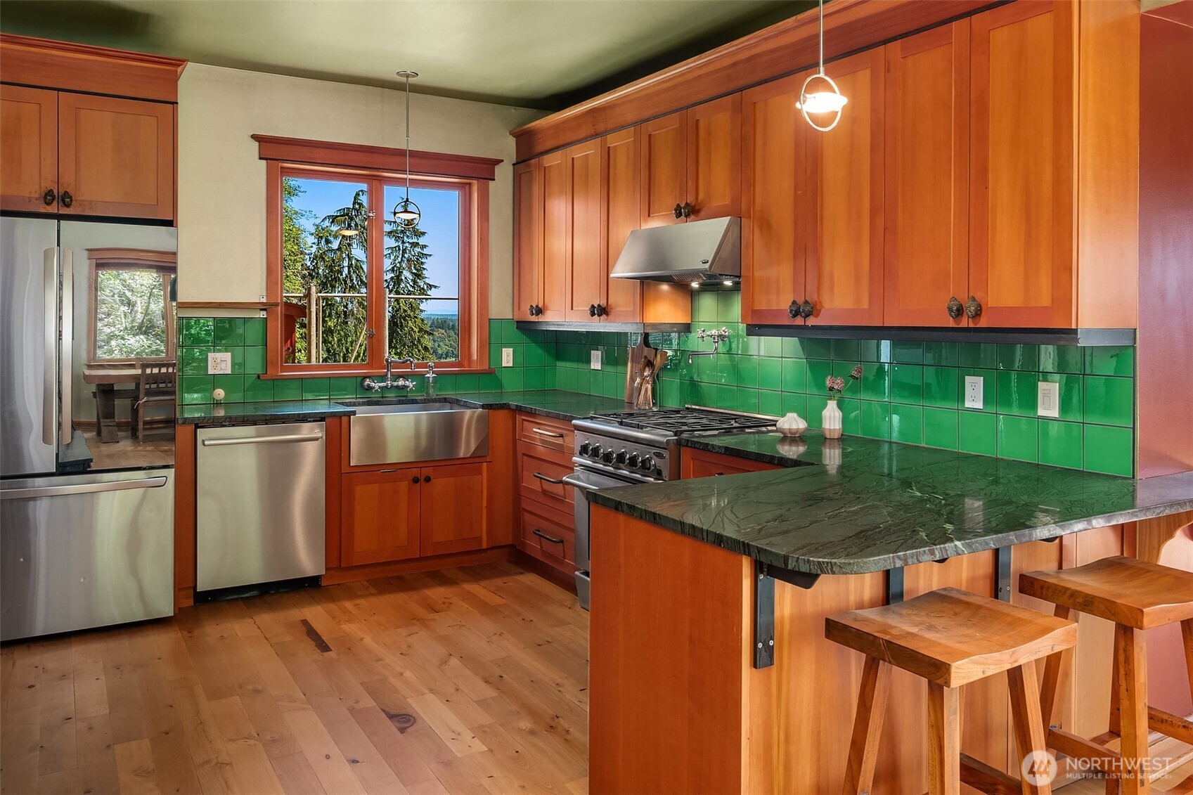 12010 Southwest Wesleyan Way, Unit 1 Vashon, WA 98070 - Photo 9 of 40