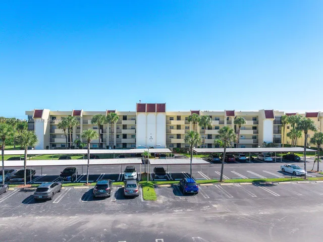 $249,000 | 23249 Barwood Lane North, Unit 102, Boca Raton, FL 33428