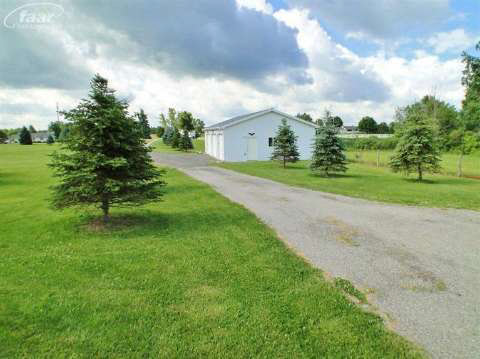 12509 Lapeer Road Davison, MI 48423 - Photo 34 of 45 20413161-33.JPG