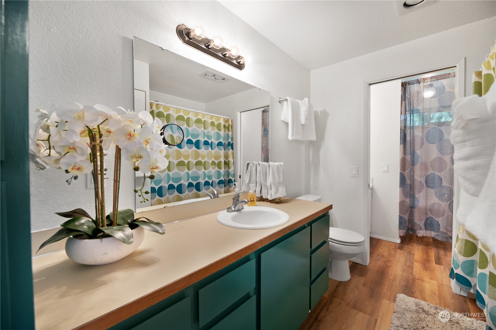7516 218th Street Southwest, Unit 2 Edmonds, WA 98026 - Photo 13 of 21 Gallery Image 13