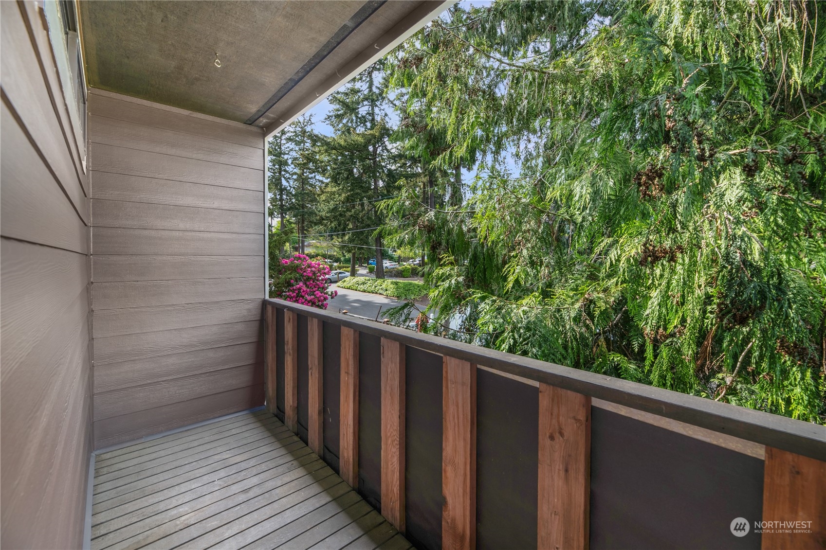 7516 218th Street Southwest, Unit 2 Edmonds, WA 98026 - Photo 18 of 21 Gallery Image 18