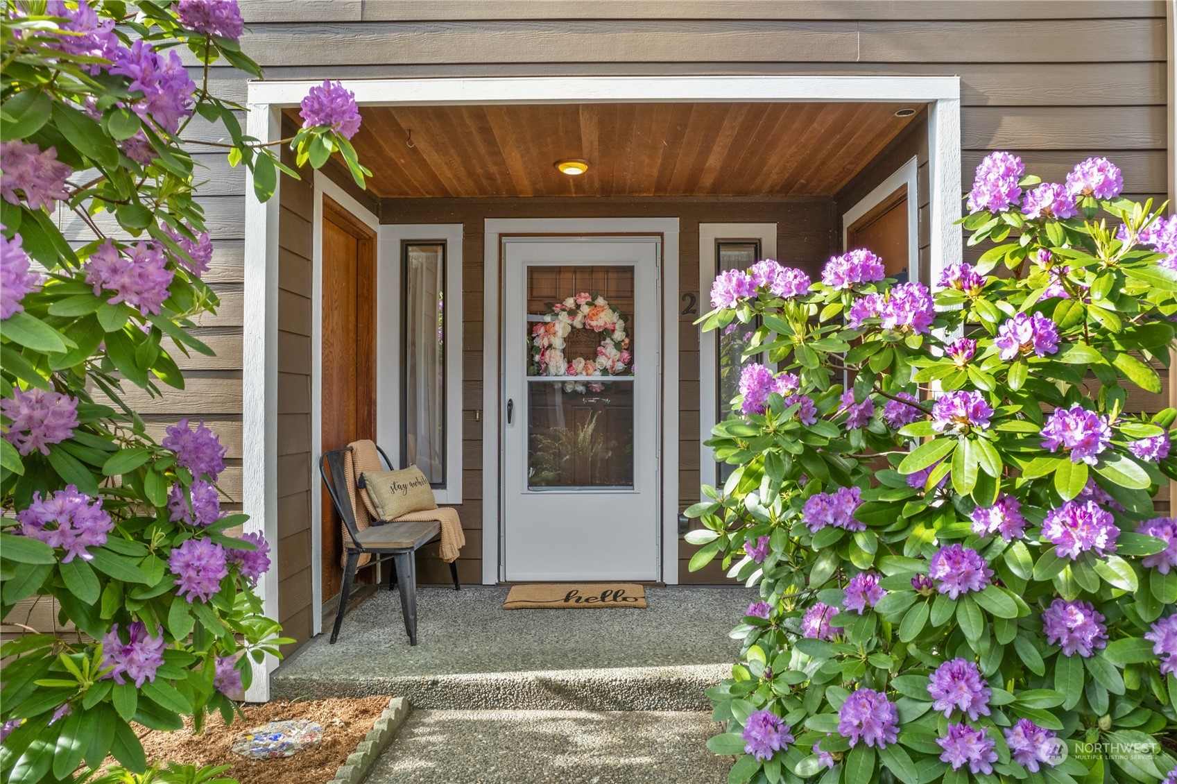 7516 218th Street Southwest, Unit 2 Edmonds, WA 98026 - Photo 2 of 21 Gallery Image 2