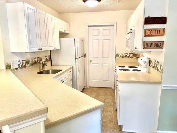 $205,000 | 250 Country Manor Drive, Unit A, Conway, SC 29526