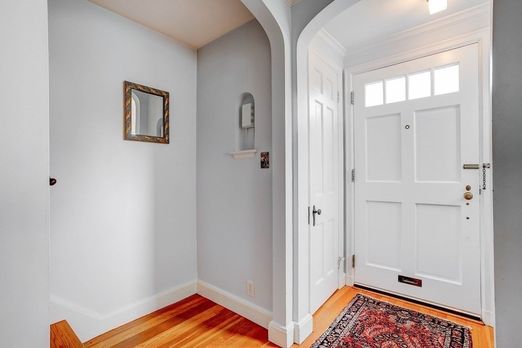 35 Princeton Road Arlington, MA 02474 - Photo 4 of 32