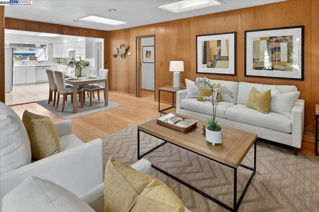 $940,000 | 19347 Parsons Avenue, Castro Valley, CA 94546