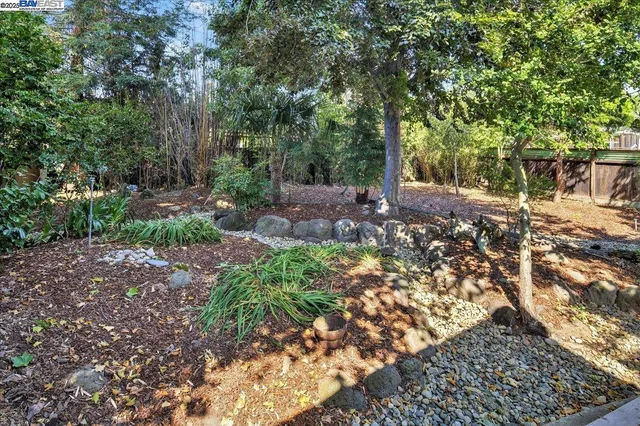 $940,000 | 19347 Parsons Avenue, Castro Valley, CA 94546