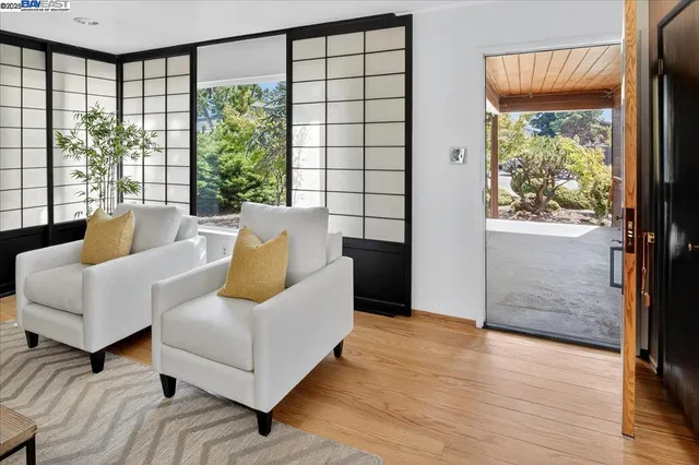 $940,000 | 19347 Parsons Avenue, Castro Valley, CA 94546