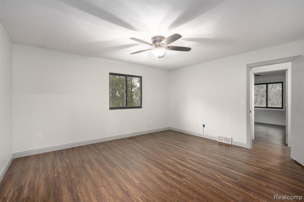 6803 Napoleon Road Jackson, MI 49201 - Photo 36 of 59