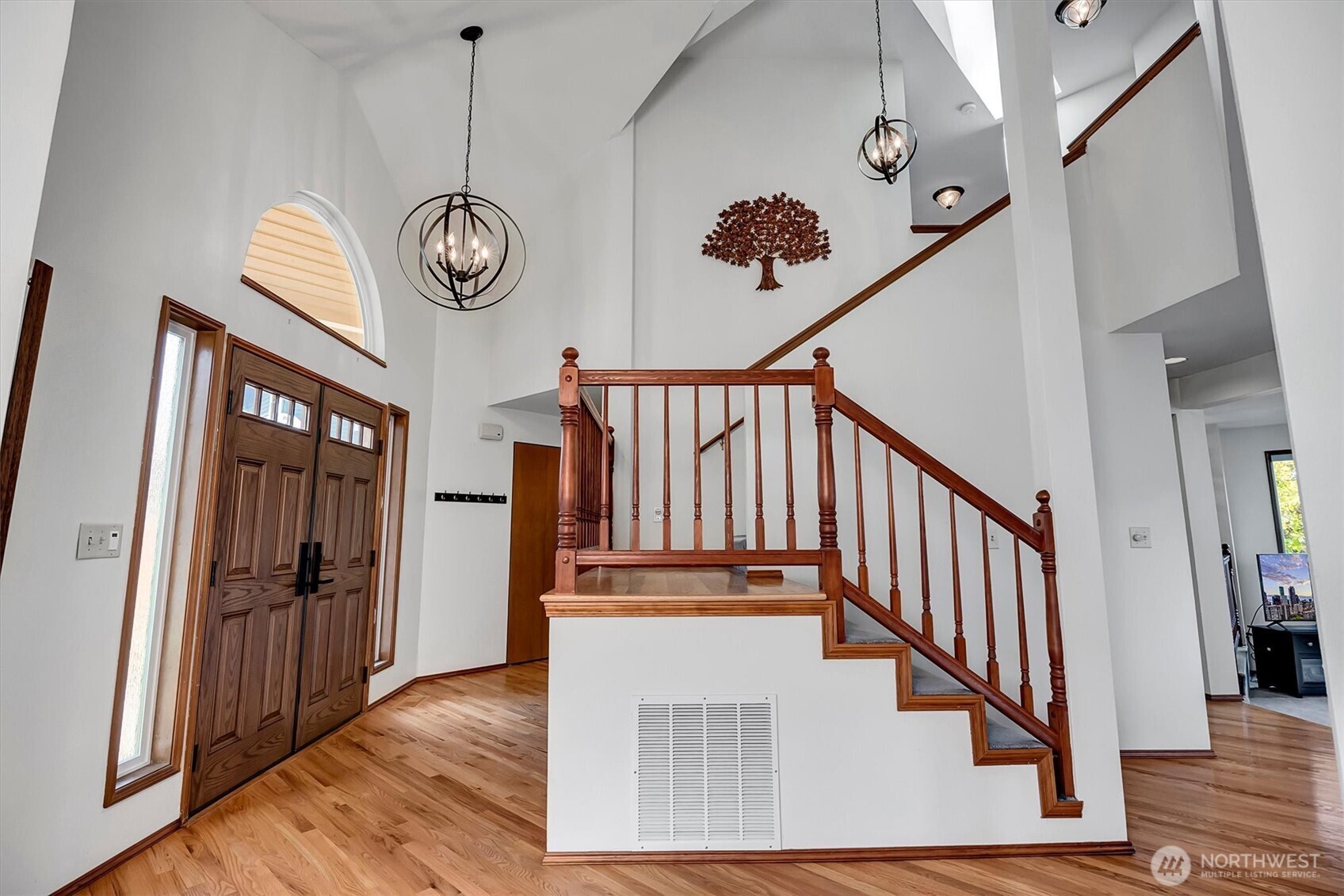 2403 238th Place Southeast Bothell, WA 98021 - Photo 4 of 28 Gallery Image 4