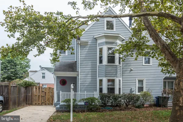 $4,100 | 1759 North Cliff Street, Alexandria, VA 22301