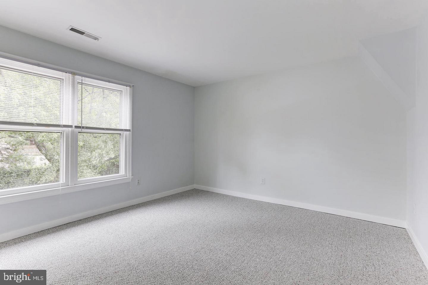 1759 North Cliff Street Alexandria, VA 22301 - Photo 14 of 28 Upper BR2