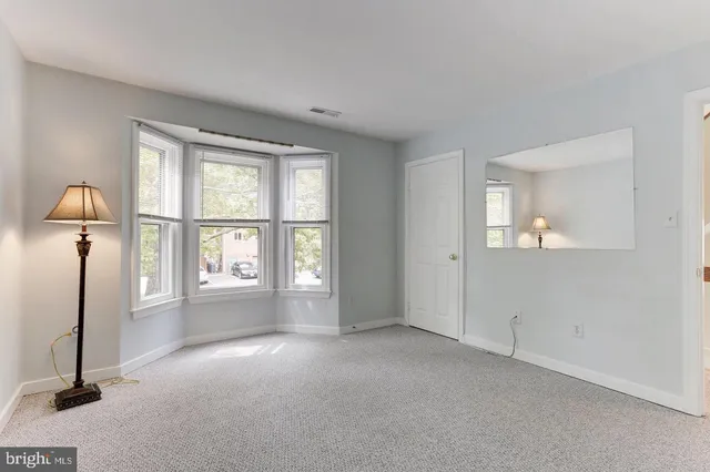 $4,100 | 1759 North Cliff Street, Alexandria, VA 22301