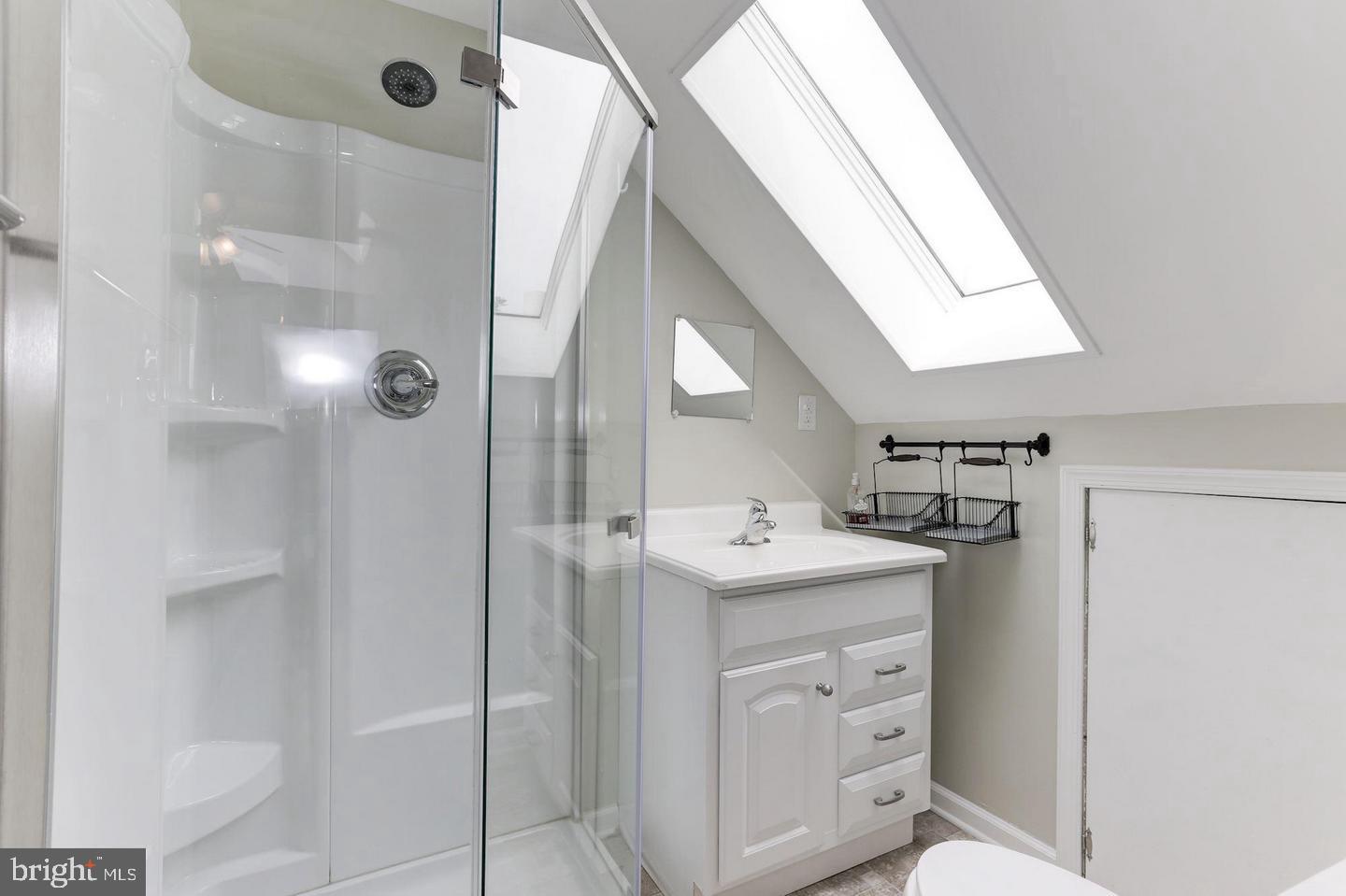 1759 North Cliff Street Alexandria, VA 22301 - Photo 20 of 28 Upper BA2