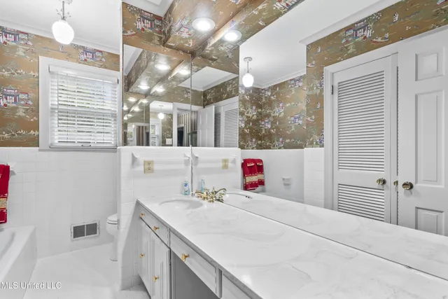 $165,000 | 460 1st Street, Lula, MS 38617