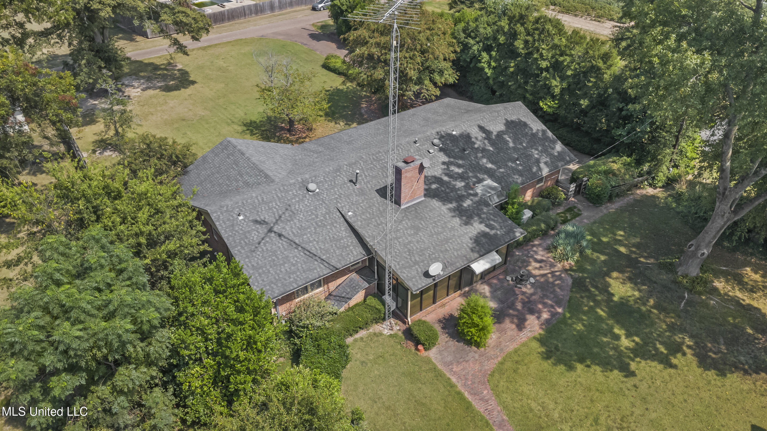 460 1st Street Lula, MS 38617 - Photo 35 of 36 35_dji_0012