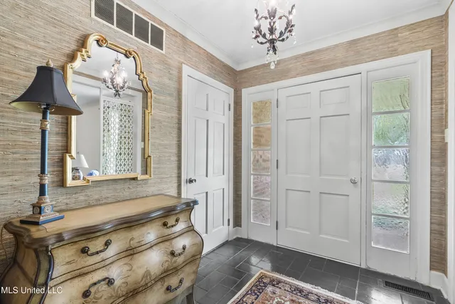 $165,000 | 460 1st Street, Lula, MS 38617