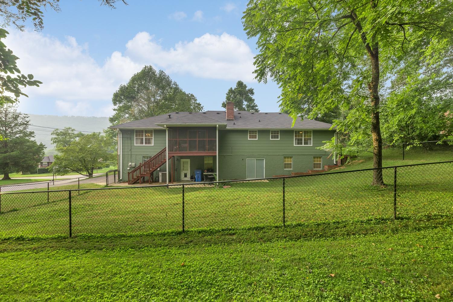 600 Valley Bridge Road Chattanooga, TN 37415 - Photo 8 of 34 600_Valley_Bridge_Rd_08