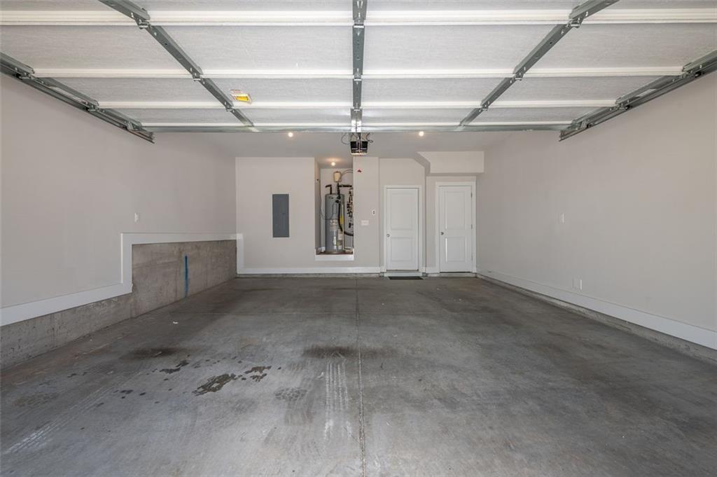 2178 Wiggins Walk Atlanta, GA 30316 - Photo 20 of 31 a view of a hallway with a ceiling fan