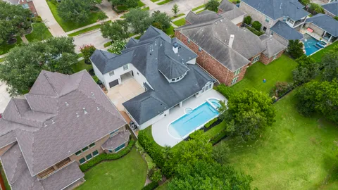 $839,900 | 8523 Stones Throw Lane, Missouri City, TX 77459