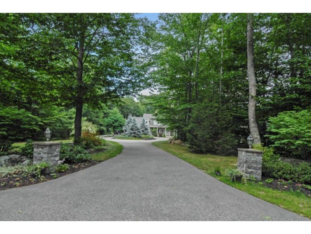 12 Point Sewall Road Wolfeboro, NH 03894 - Photo 2 of 34 Gallery Image 2