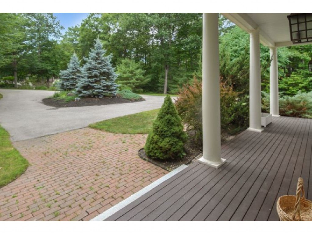 12 Point Sewall Road Wolfeboro, NH 03894 - Photo 3 of 34 Gallery Image 3